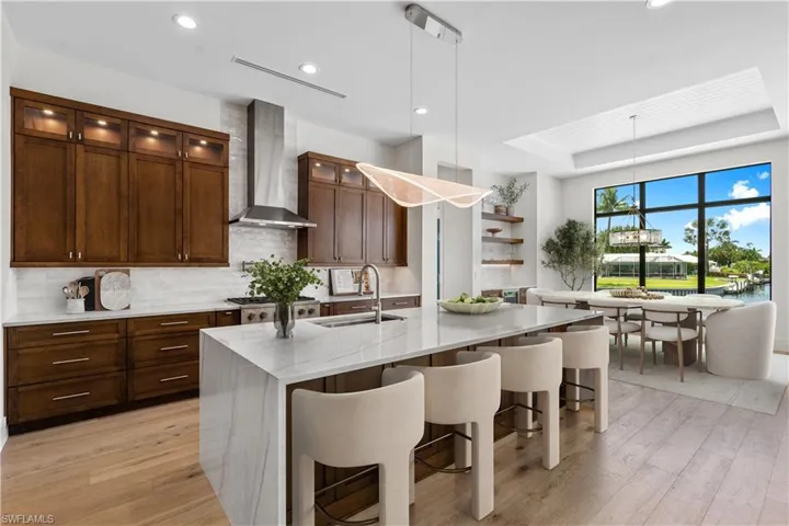 846 Cypress Lake Cir, Fort Myers, Florida 33919