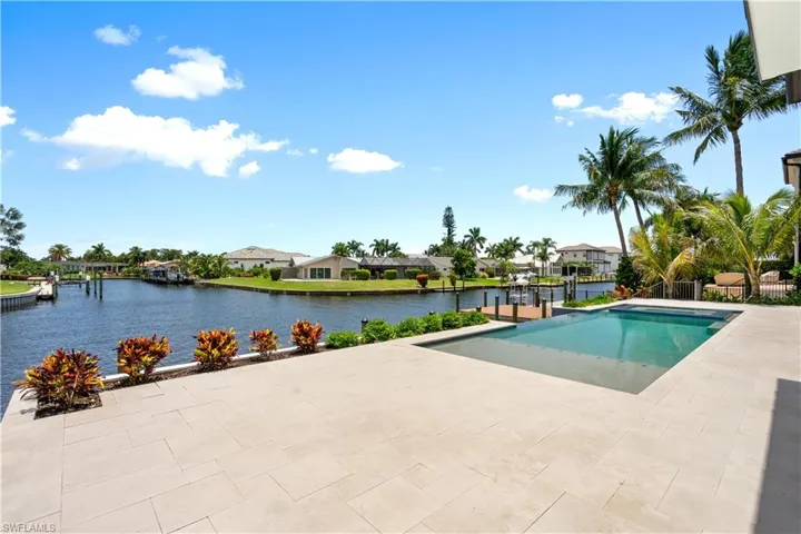 846 Cypress Lake Cir, Fort Myers, Florida 33919