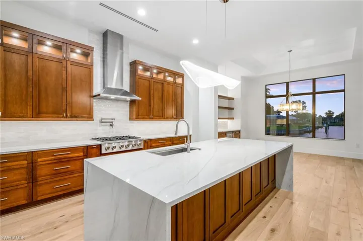 846 Cypress Lake Cir, Fort Myers, Florida 33919