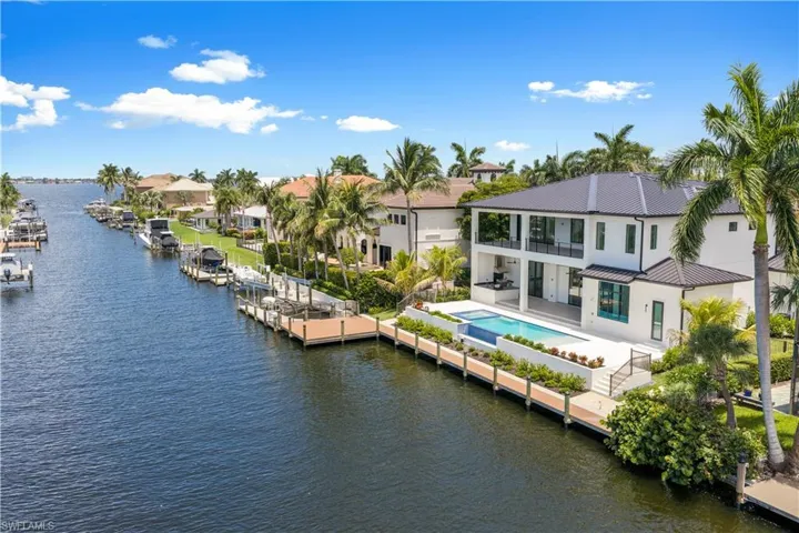 846 Cypress Lake Cir, Fort Myers, Florida 33919