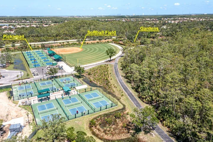 10710 Ravenna Way 201, Fort Myers, Florida 33913