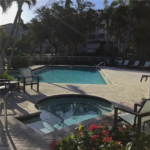 1530  Clermont  DR, Naples, FL 34109