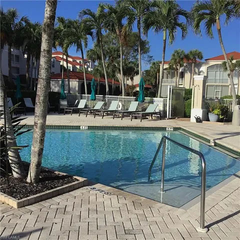 1530  Clermont  DR, Naples, FL 34109