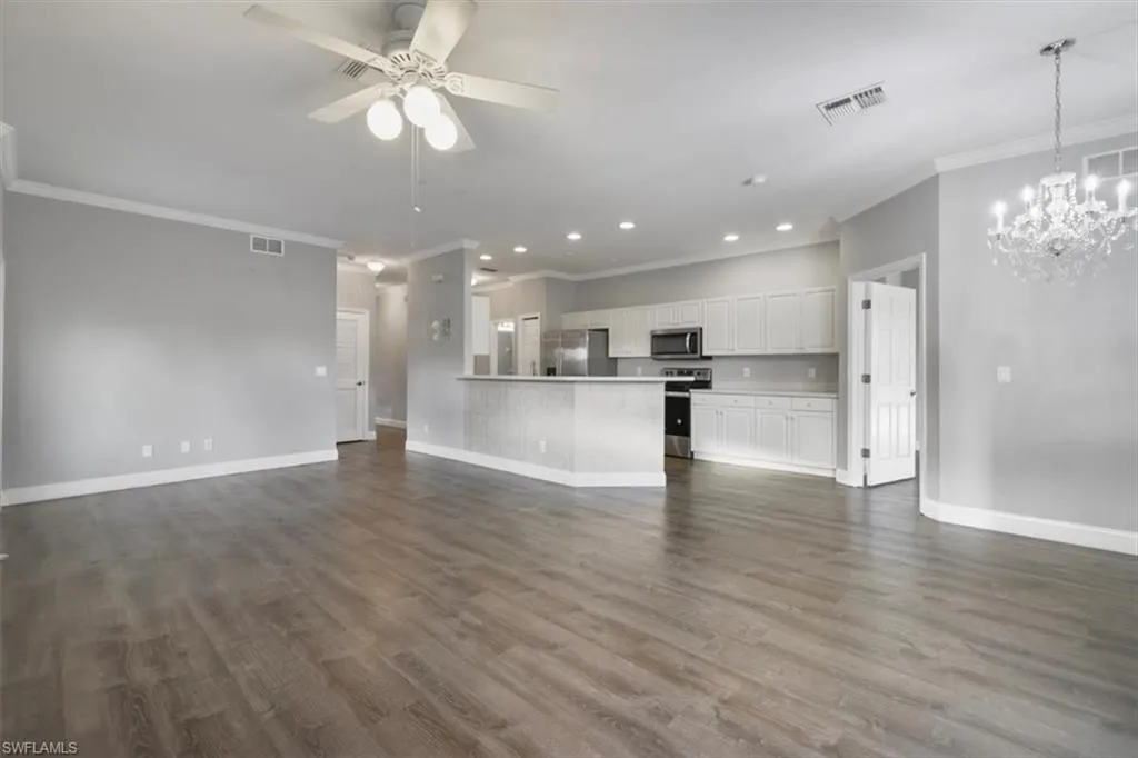 20012 Lake Vista CIR, Lehigh Acres, FL 33936,225043965
