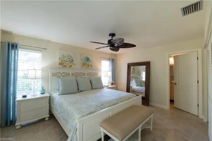 3810  Estero Bay  LN, Naples, FL 34112