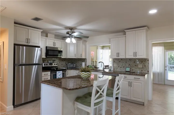 3810  Estero Bay  LN, Naples, FL 34112
