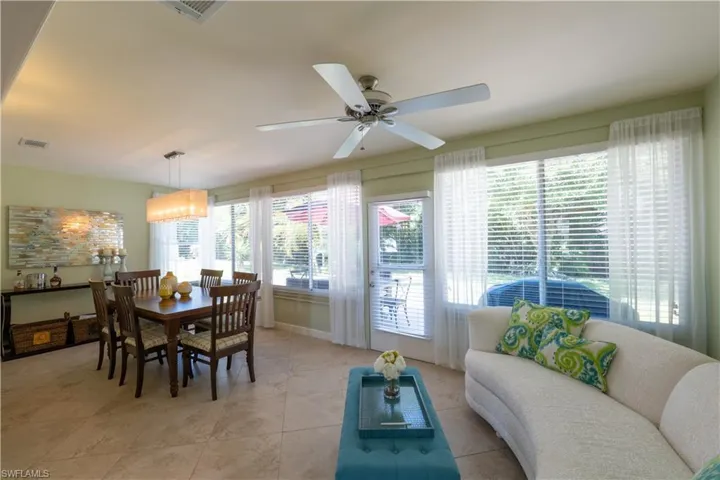 3810  Estero Bay  LN, Naples, FL 34112
