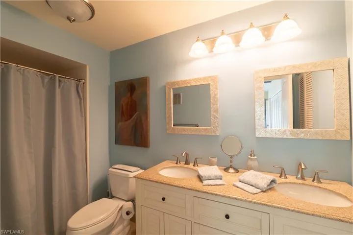 3810  Estero Bay  LN, Naples, FL 34112