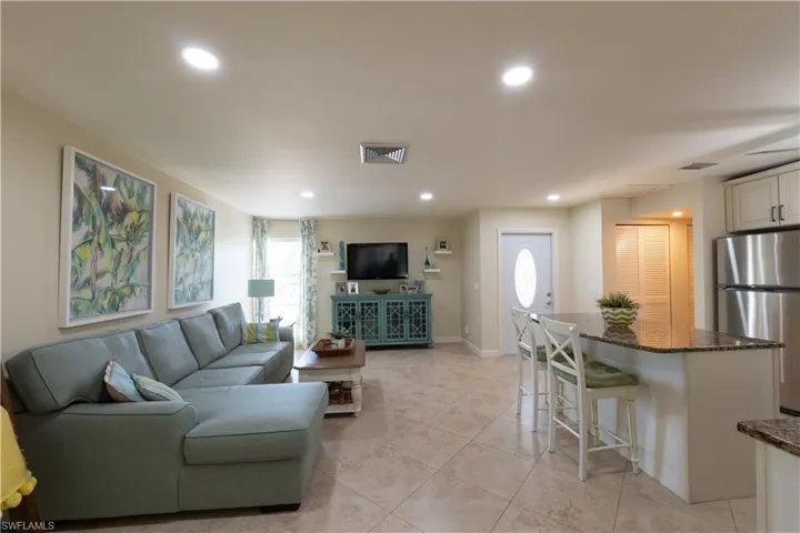 3810  Estero Bay  LN, Naples, FL 34112