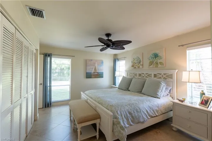 3810  Estero Bay  LN, Naples, FL 34112