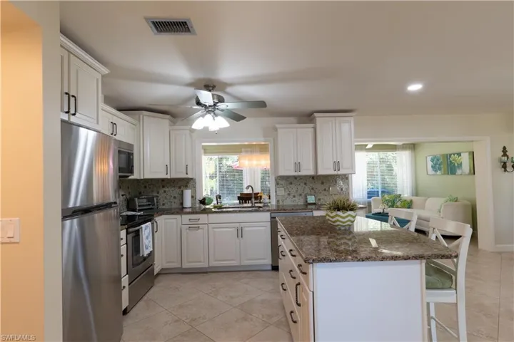 3810  Estero Bay  LN, Naples, FL 34112
