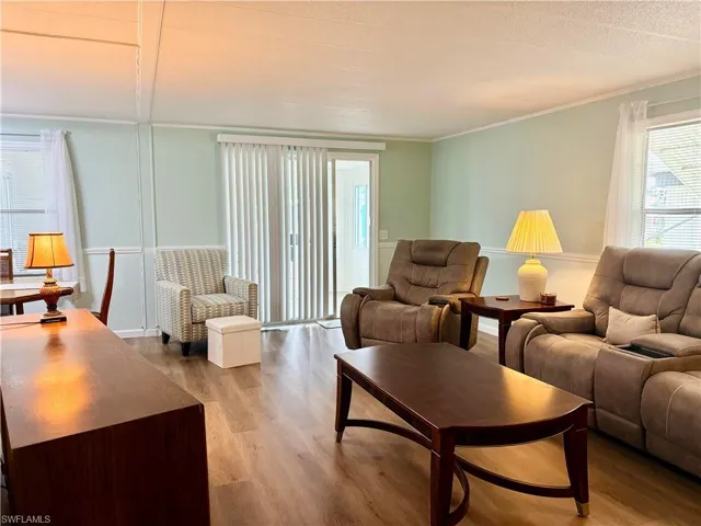 2785  Wedgewood  DR, North Fort Myers, FL 33917