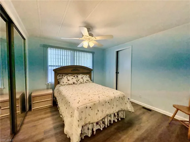 2785  Wedgewood  DR, North Fort Myers, FL 33917