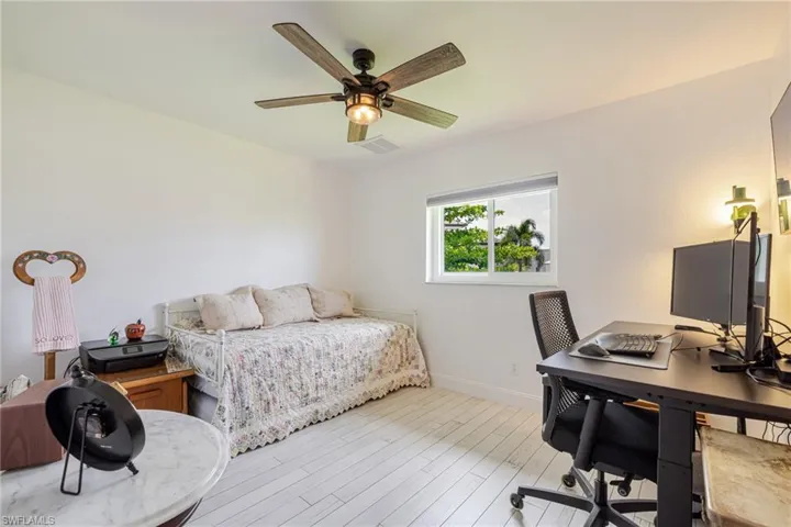 3504 Sw 6th St, Cape Coral, Florida 33991