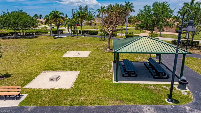 3504 Sw 6th St, Cape Coral, Florida 33991