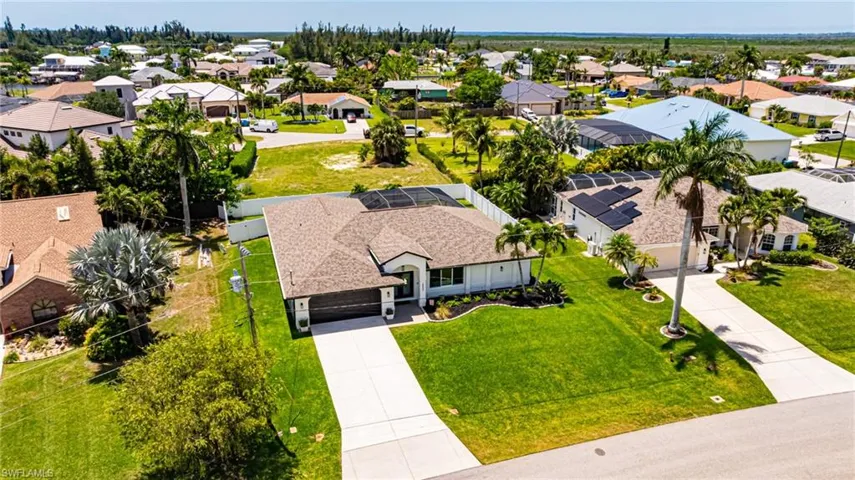 3504 Sw 6th St, Cape Coral, Florida 33991