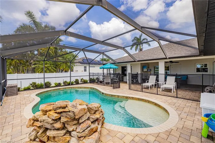 3504 Sw 6th St, Cape Coral, Florida 33991