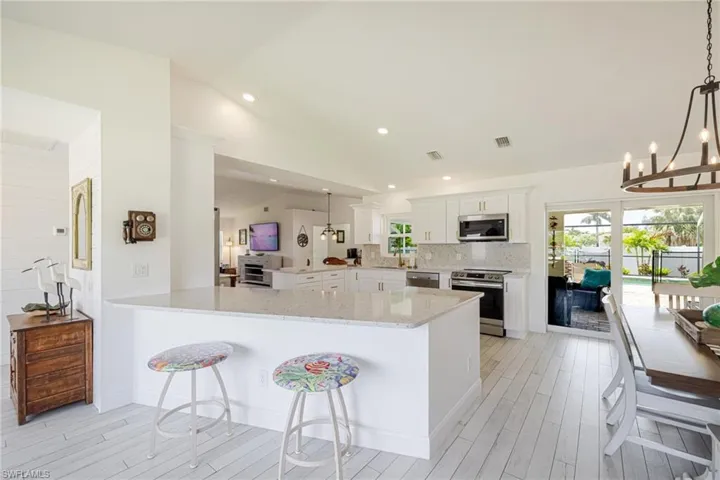 3504 Sw 6th St, Cape Coral, Florida 33991