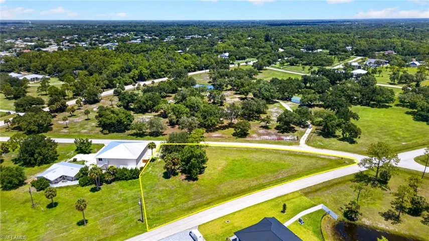 Corner School Ln And Wood St, Fort Myers, Florida 33905
