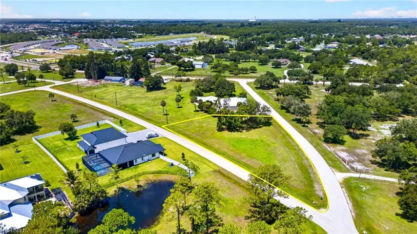 Corner School Ln And Wood St, Fort Myers, Florida 33905