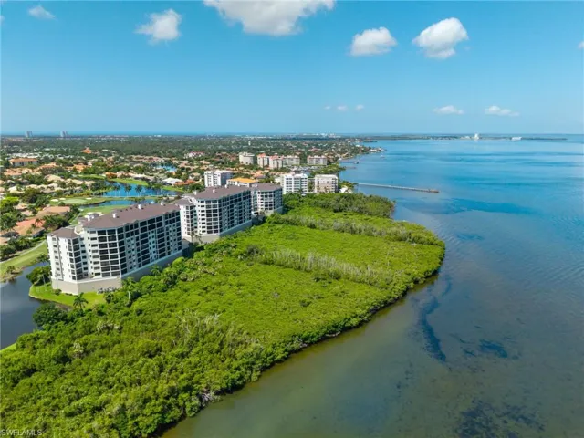 11620 Court Of Palms 202, Fort Myers, Florida 33908