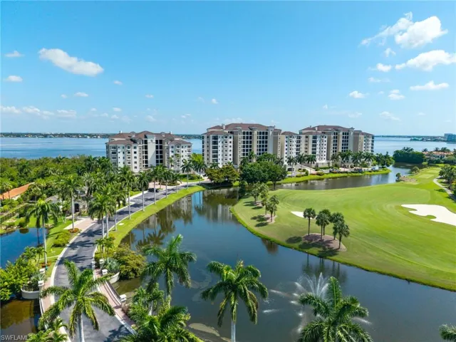 11620 Court Of Palms 202, Fort Myers, Florida 33908