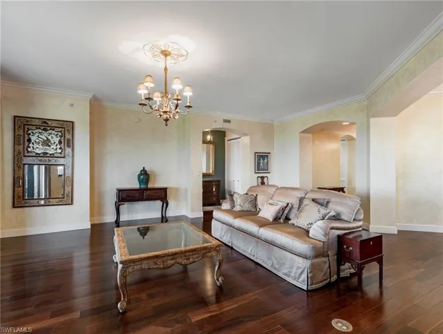 11620 Court Of Palms 202, Fort Myers, Florida 33908