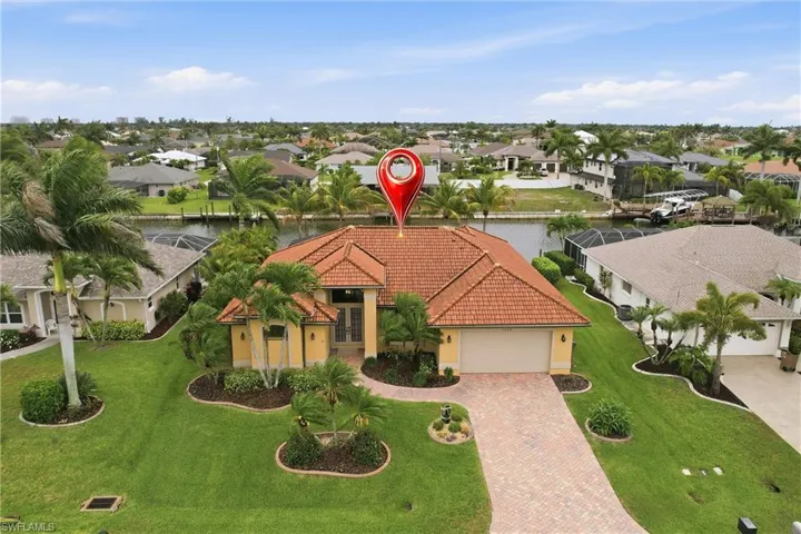 2400 Sw 39th Ter, Cape Coral, Florida 33914