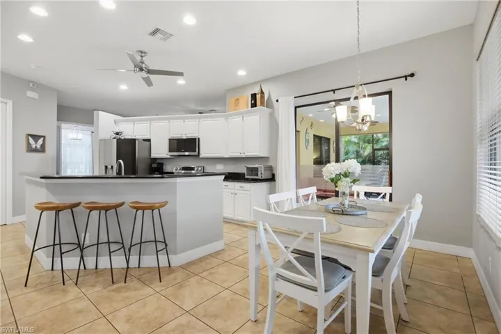 2400 Sw 39th Ter, Cape Coral, Florida 33914