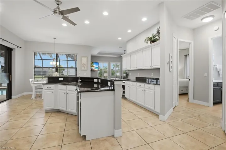2400 Sw 39th Ter, Cape Coral, Florida 33914