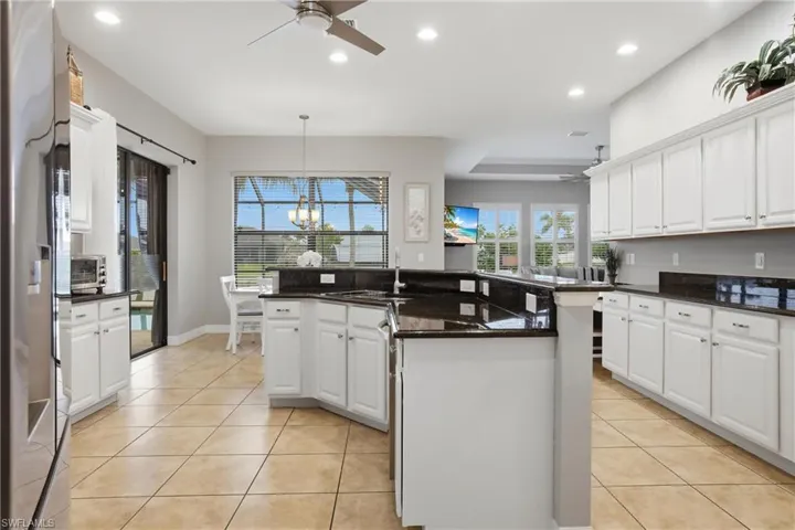 2400 Sw 39th Ter, Cape Coral, Florida 33914