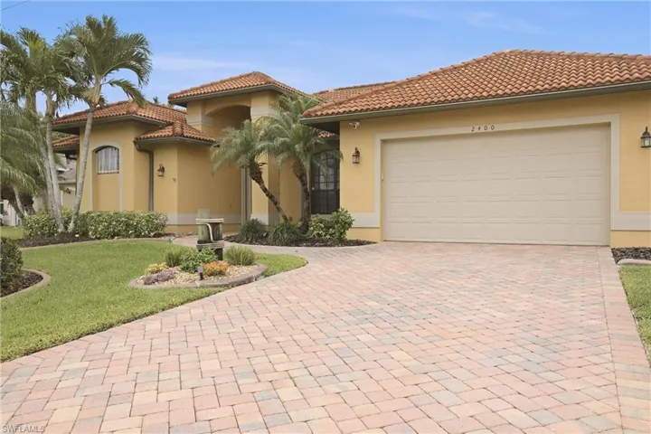 2400 Sw 39th Ter, Cape Coral, Florida 33914