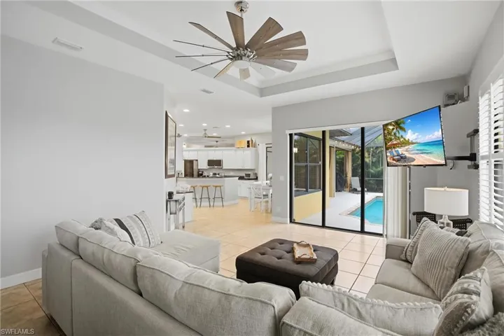 2400 Sw 39th Ter, Cape Coral, Florida 33914