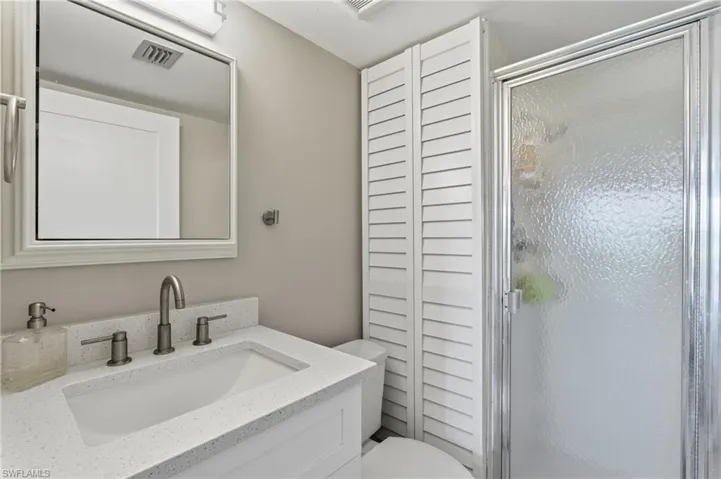 ENSUITE BATH