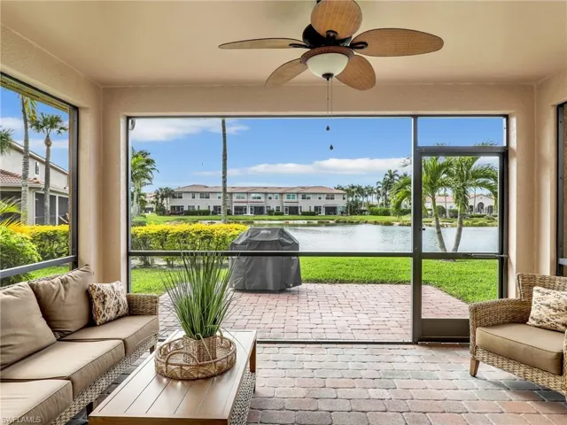 Outdoor Screened lanai