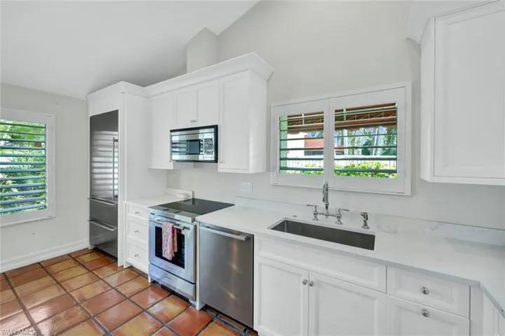 202 Bears Paw Trl # 97, Naples, Florida 34105