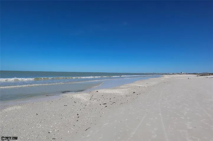 8350  Estero  BLVD, Fort Myers Beach, FL 33931