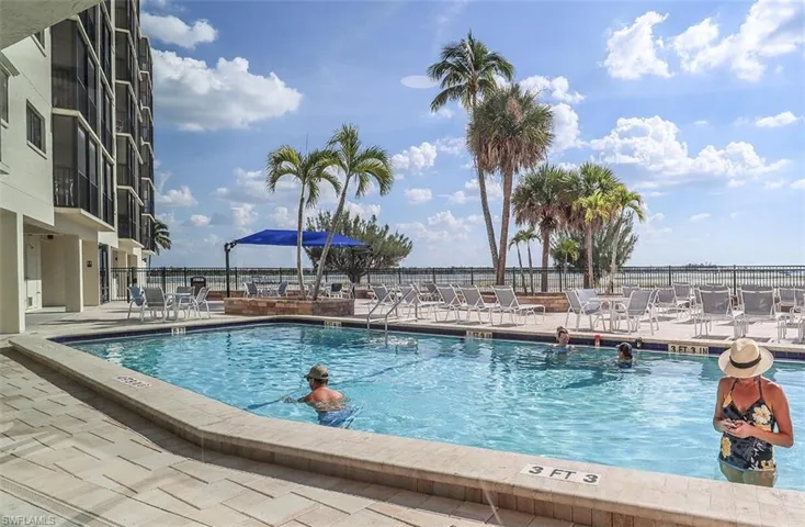 8350  Estero  BLVD, Fort Myers Beach, FL 33931