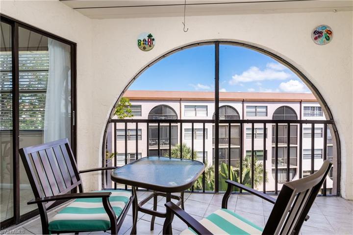 Enjoy your morning coffee on the screened balcony.