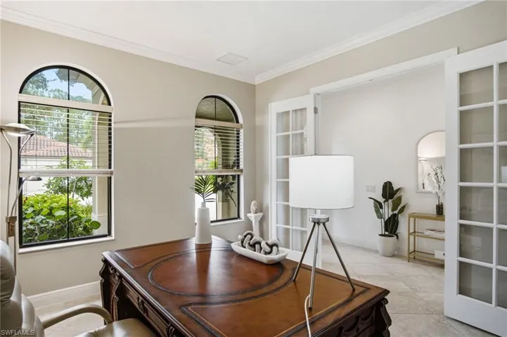 4433 Tamarind Way, Naples, Florida 34119