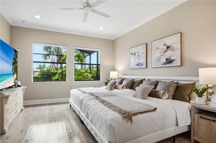 4433 Tamarind Way, Naples, Florida 34119
