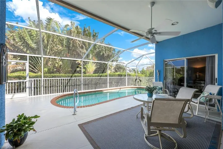 143  Tahiti  CIR, Naples, FL 34113