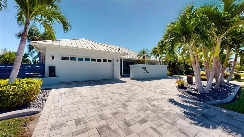 814 El Dorado Pkwy E, Cape Coral, Florida 33904