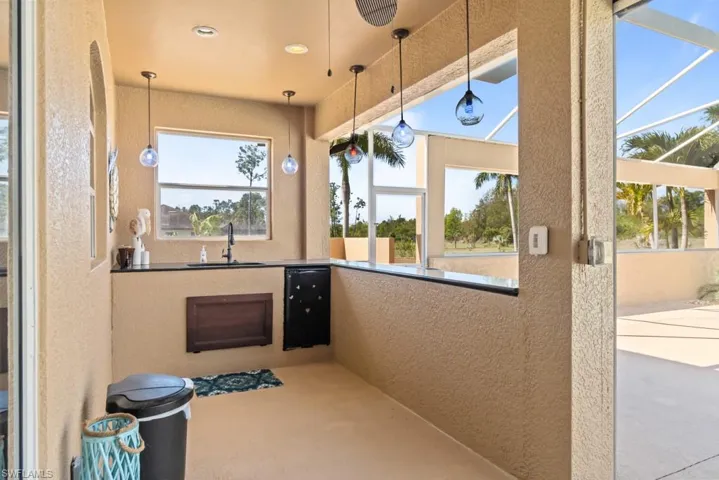 3822 Nw 32nd Pl, Cape Coral, Florida 33993