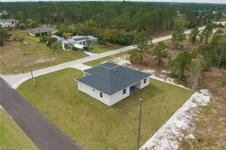 731 Manuel ST E, LEHIGH ACRES FL 33974