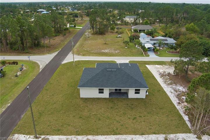 731 Manuel ST E, LEHIGH ACRES FL 33974