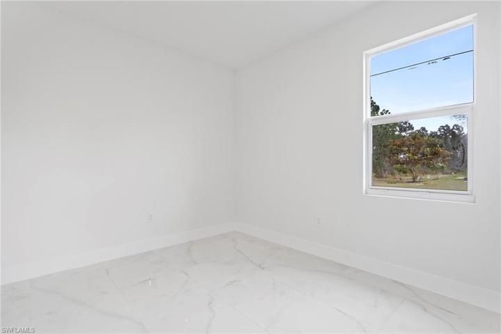731 Manuel ST E, LEHIGH ACRES FL 33974