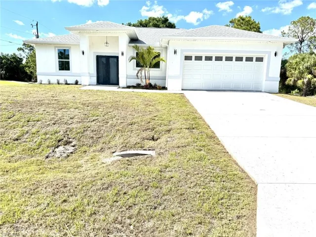 16 W 7th St, Lehigh Acres, Florida 33972