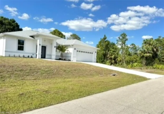 16 W 7th St, Lehigh Acres, Florida 33972