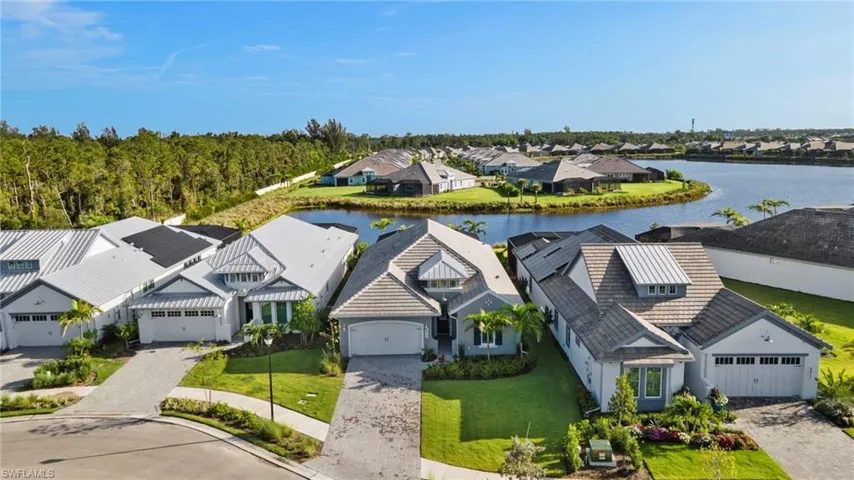 8979  Gustavia  CT, Naples, FL 34112